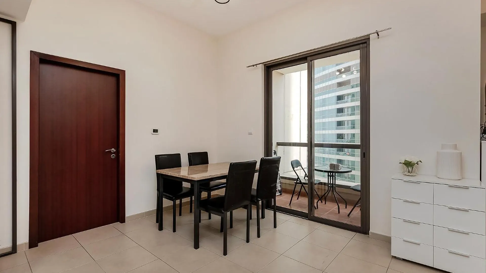 Excellent 1Bdr At Bahar 6 Apartment Dubai