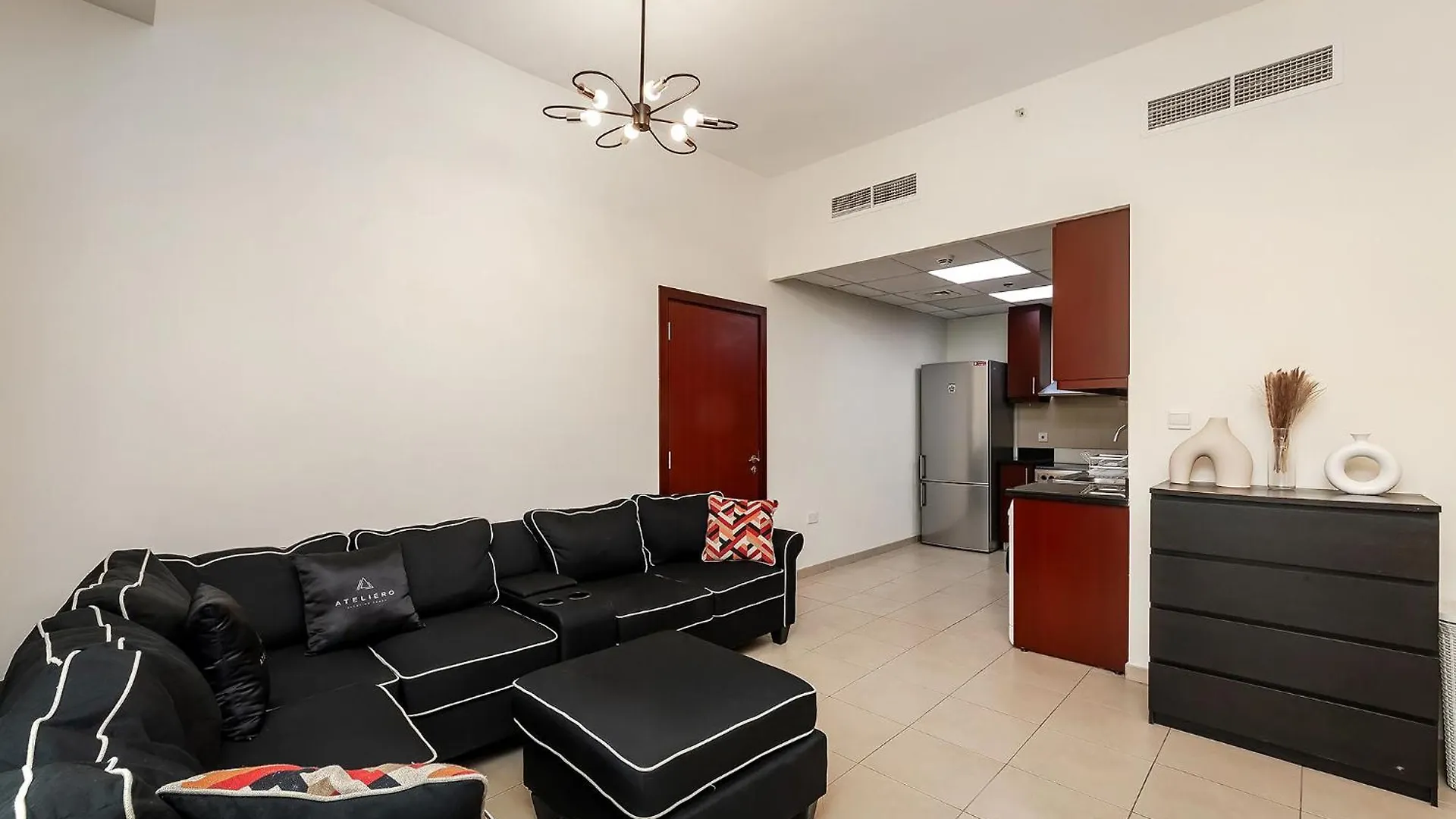 Excellent 1Bdr At Bahar 6 Apartment Dubai