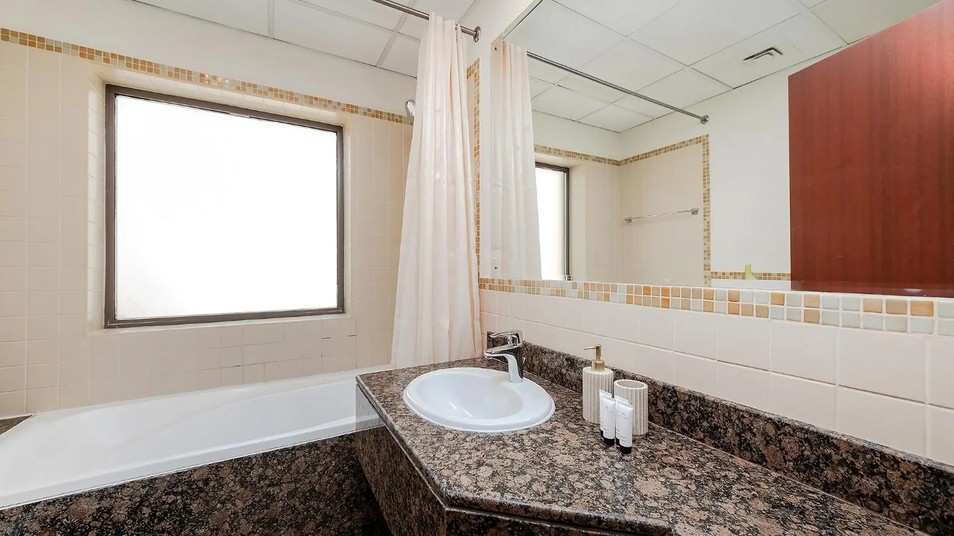 Excellent 1Bdr At Bahar 6 Apartment Dubai United Arab Emirates