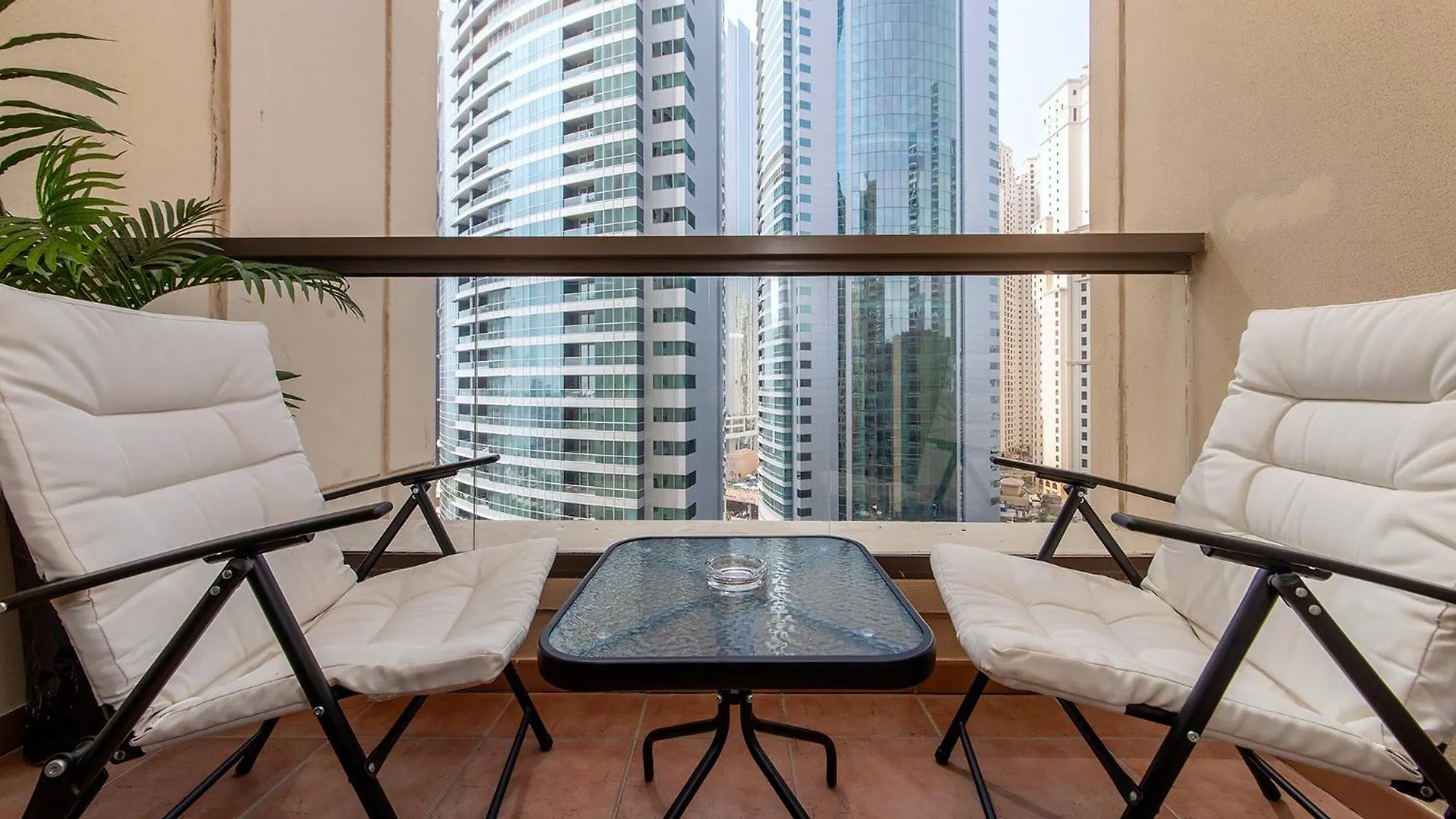 Excellent 1Bdr At Bahar 6 Apartment Dubai
