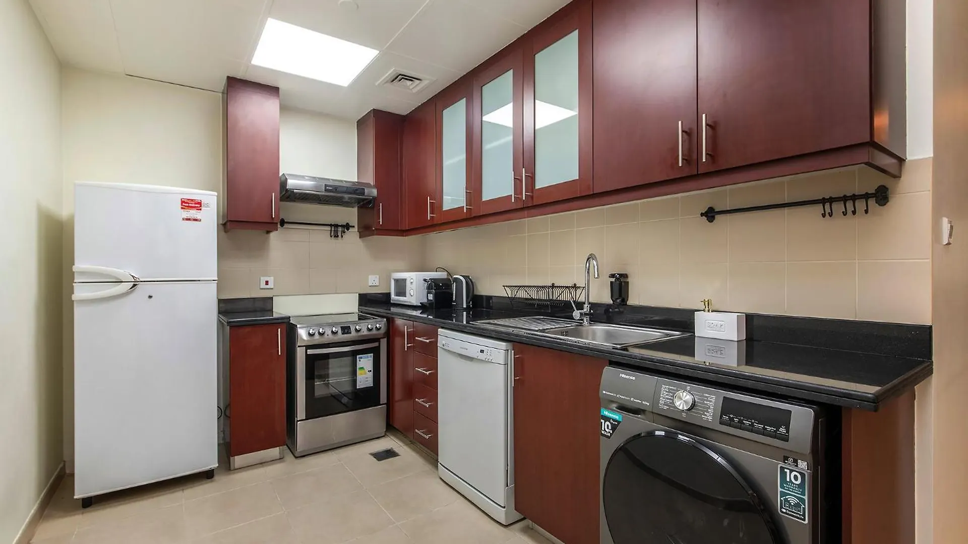 Excellent 1Bdr At Bahar 6 Apartment Dubai