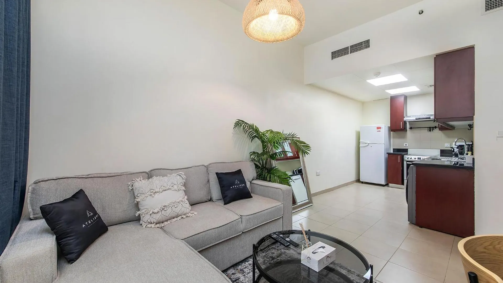 Excellent 1Bdr At Bahar 6 Lägenhet Dubai